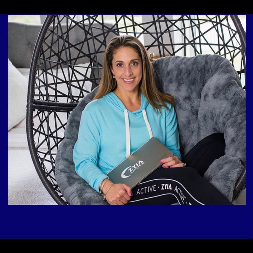 Meet your Posher, Talie